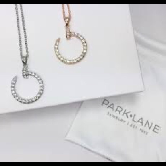 PARK LANE SILVER CRYSTAL PAVE CREST NECKLACE - Picture 9 of 9